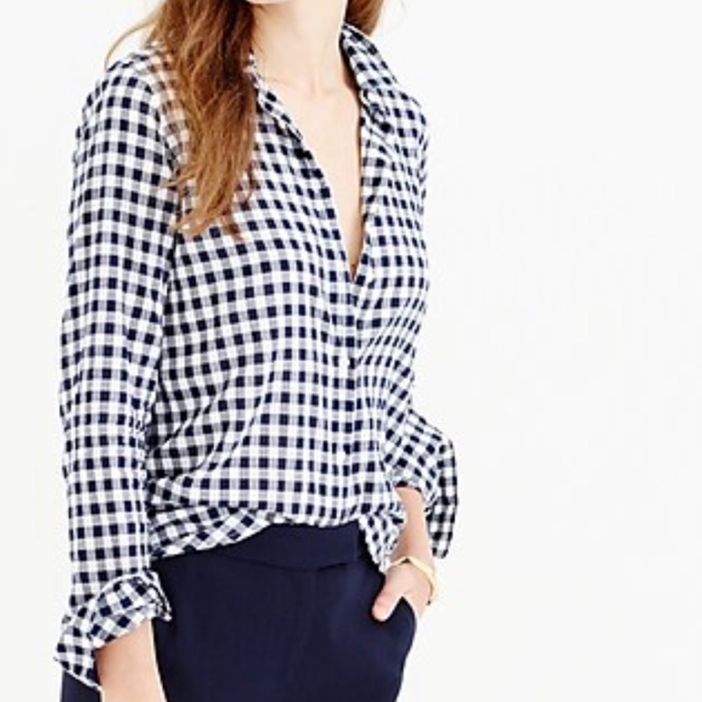 JCrew Boy Shirt in Crinkle Gingham in Navy